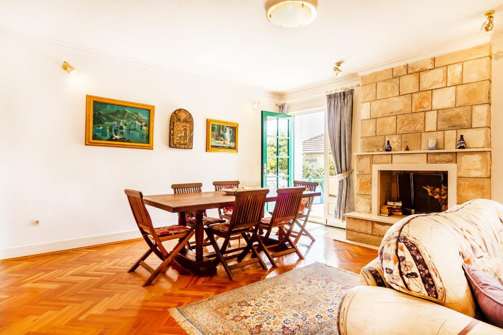 Villa Pavlovic Denovici ภายนอก รูปภาพ